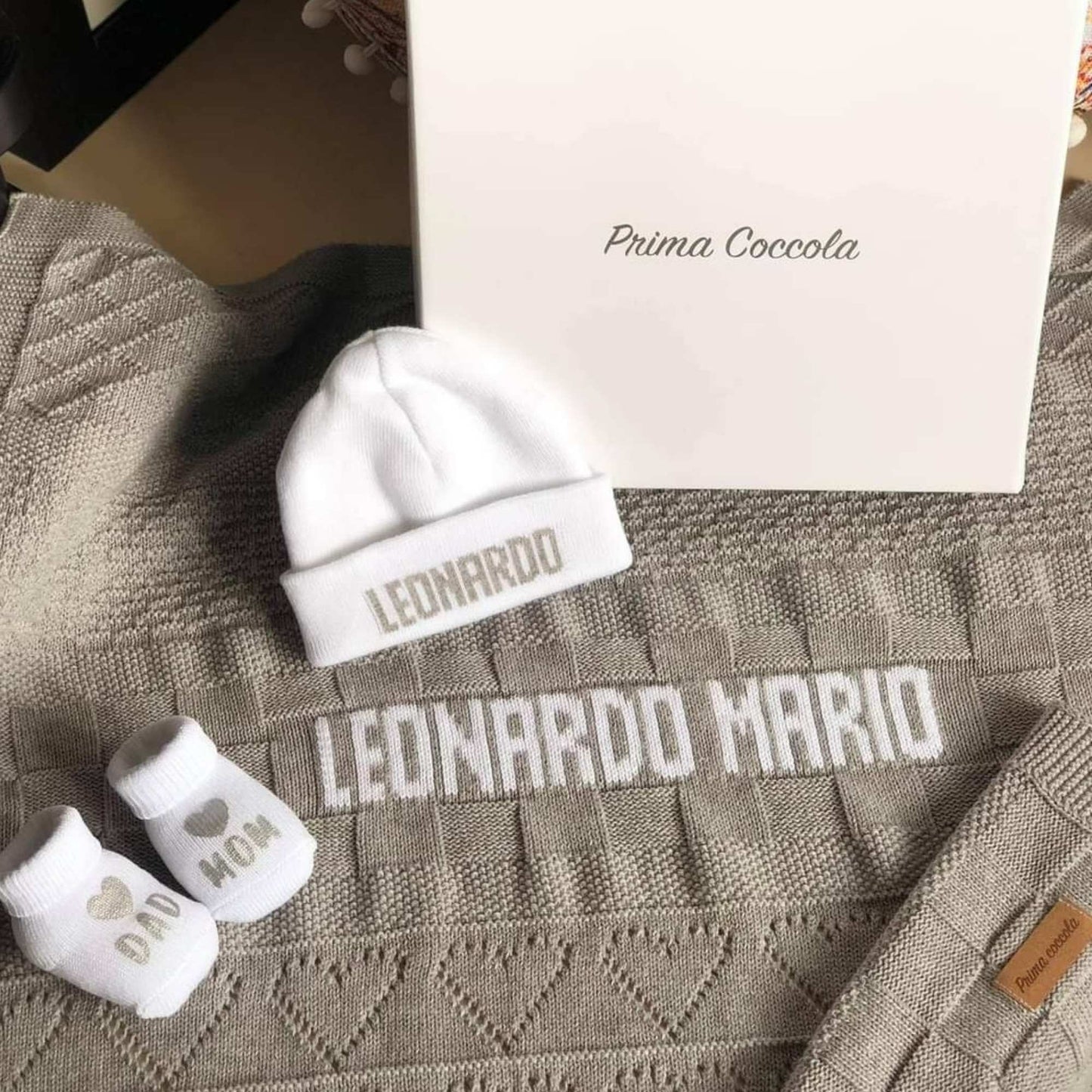 Set Prima Coccola - Blanket and Beanie with your name